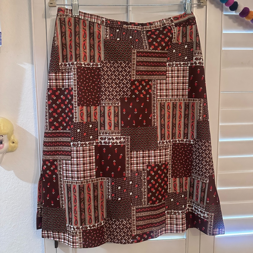 Vintage 70s patterned skort